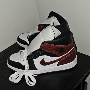 Kids Jordan 1 White Black And Dark Pony